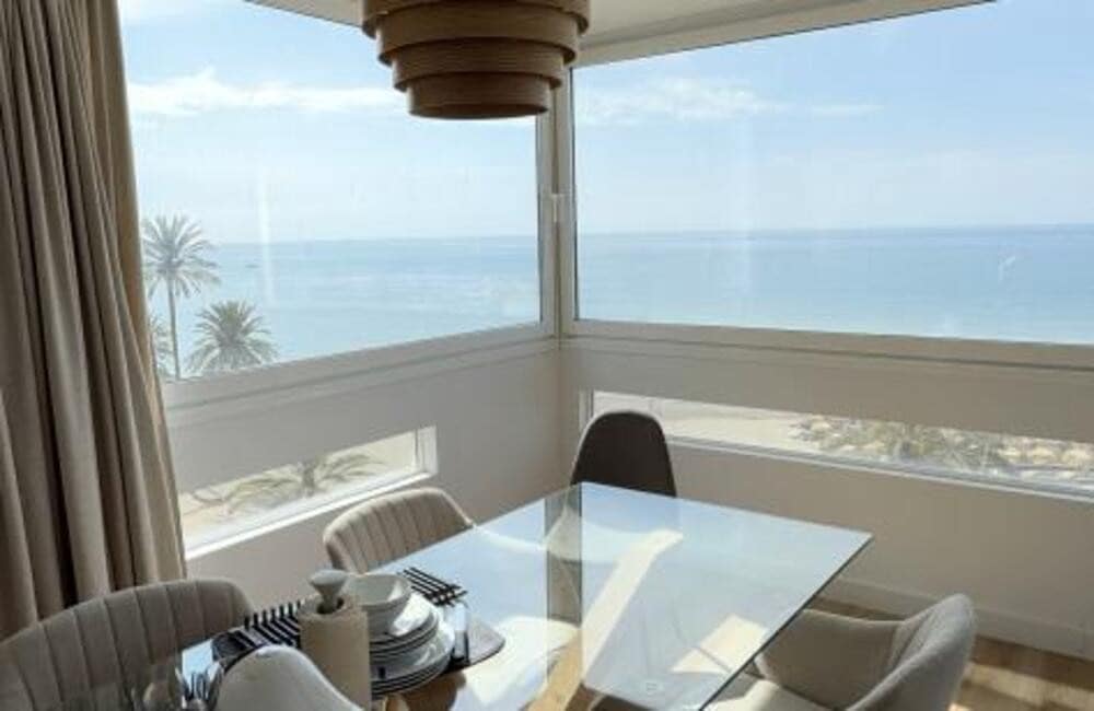 2 sovrum Lägenhet att hyra i Marbella - 3 000 € (Ref: 9895687)