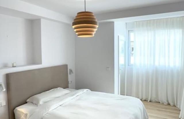 2 sovrum Lägenhet att hyra i Playa Bajadilla - Puertos, Marbella - 3 000 € (Ref: 9895687)
