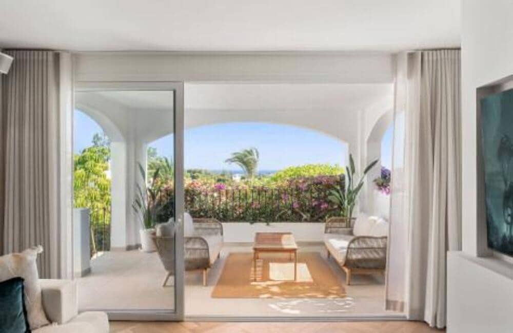 4 slaapkamer Huis te koop in Marbella met zwembad garage - € 1.695.000 (Ref: 9895689)
