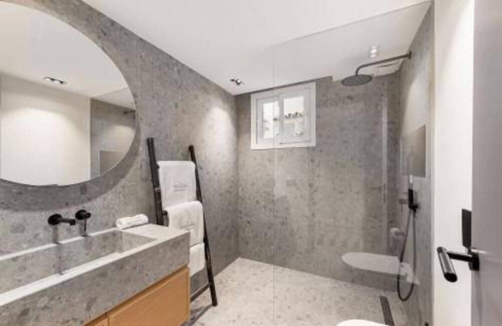 4 slaapkamer Huis te koop in Marbella met zwembad garage - € 1.695.000 (Ref: 9895689)