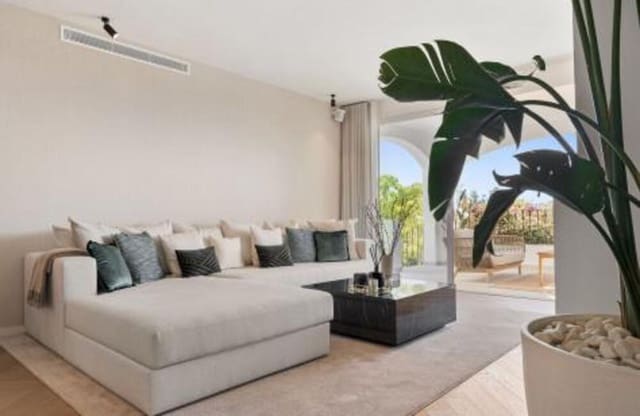 4 slaapkamer Huis te koop in Nagüeles Alto, Marbella - € 1.695.000 (Ref: 9895689)