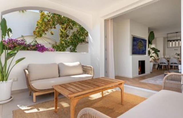 4 slaapkamer Huis te koop in Nagüeles Alto, Marbella - € 1.695.000 (Ref: 9895689)