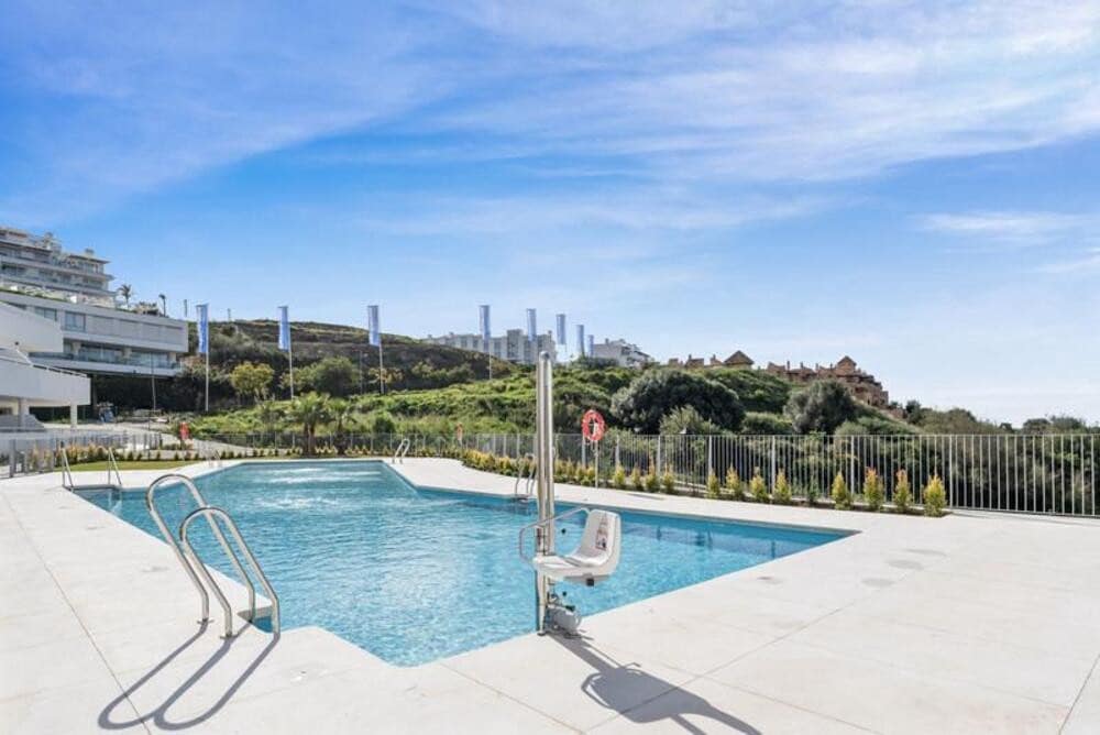 2 bedroom Apartment for rent in Cancelada with pool garage - € 2,450 (Ref: 9895691)