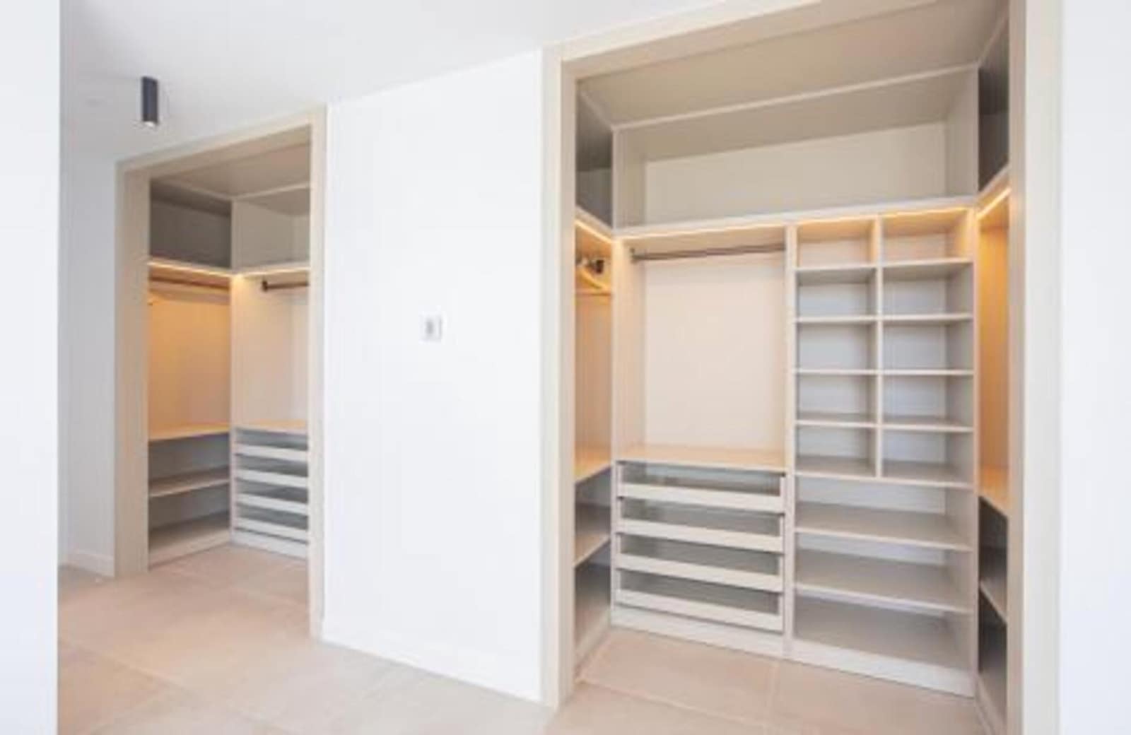 4 Zimmer Villa zu vermieten in El Paraiso mit Pool Garage - 9.000 € (Ref: 9898624)