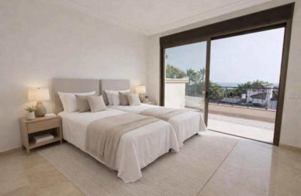 3 camera da letto Attico da affittare in Marbella con piscina garage - 7.500 € (Rif: 9898625)