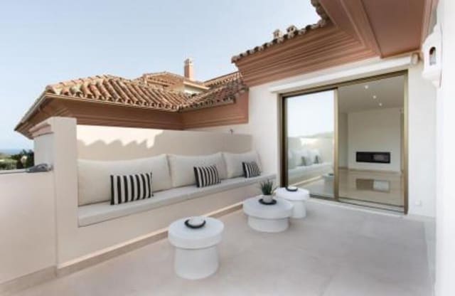 3 camera da letto Attico da affittare in Río Real, Marbella con piscina garage - 7.500 € (Rif: 9898625)