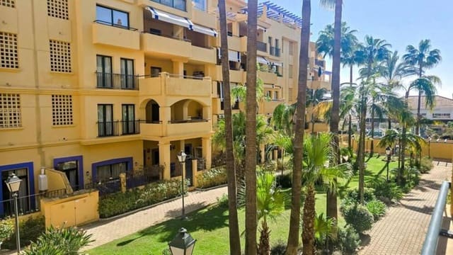 Apartamento de 3 habitaciones en Nueva Alcántara, Marbella en venta con piscina garaje - 685.000 € (Ref: 9898626)