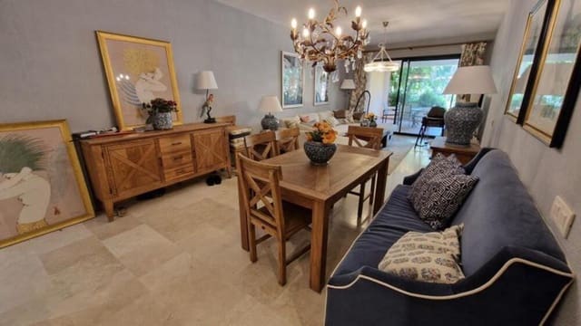 2 quarto Apartamento para venda em El Paraiso, Estepona com piscina - 360 000 € (Ref: 9898627)