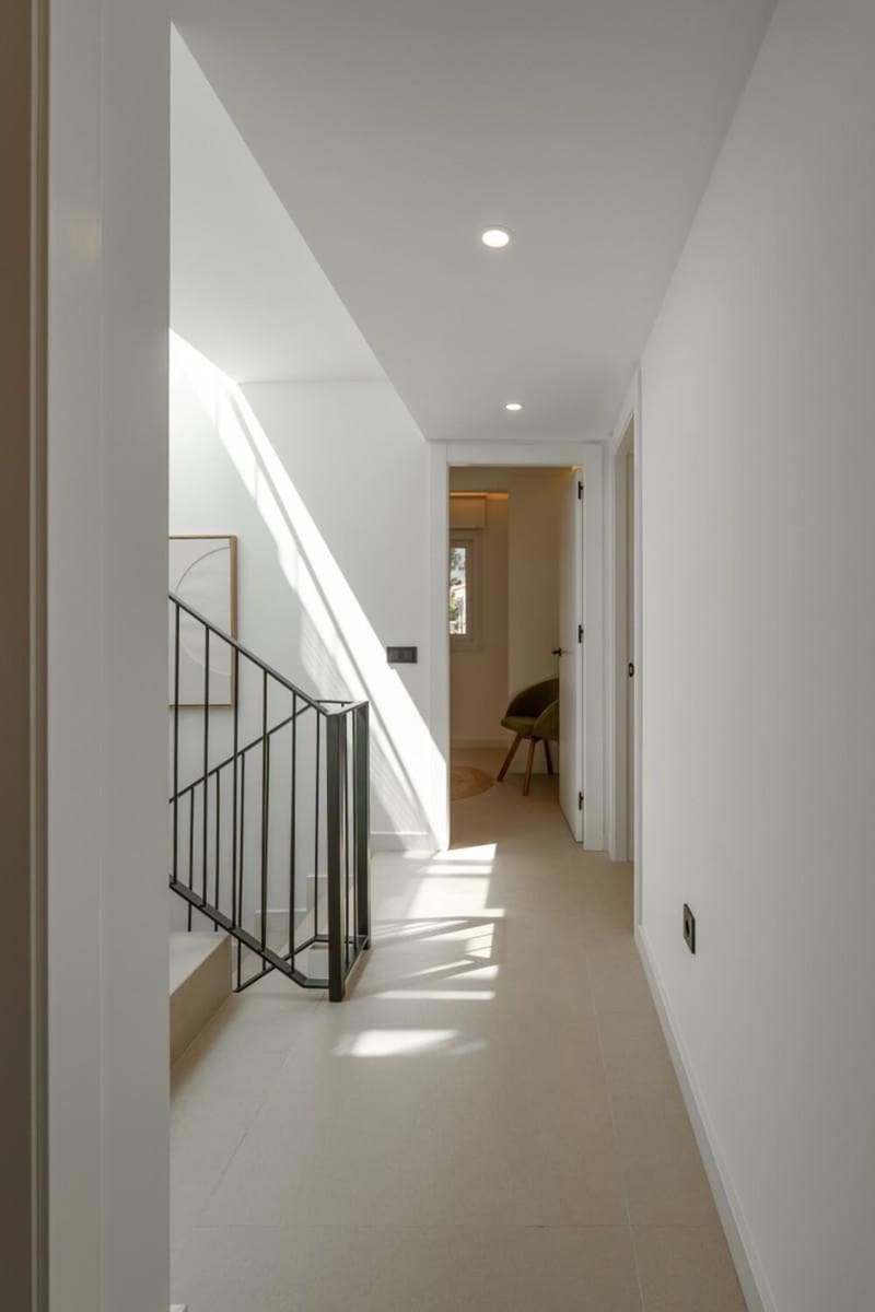 3 slaapkamer Huis te koop in Nueva Andalucia met zwembad - € 995.000 (Ref: 9898630)