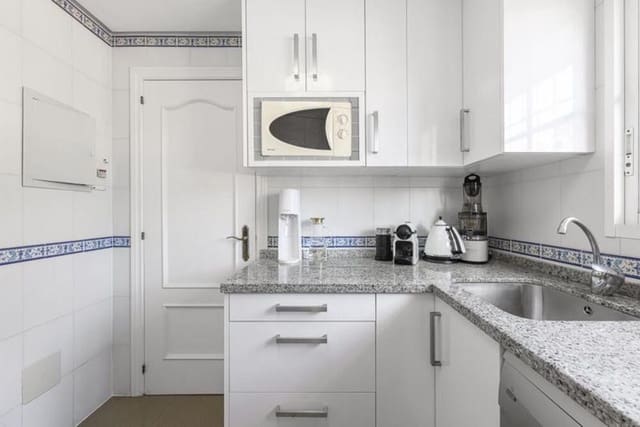 3 chambre Maison de Ville à vendre à Villacana - Costalita - Saladillo, Estepona avec piscine garage - 495 000 € (Ref: 9898631)