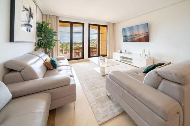 3 makuuhuone Huoneisto vuokrattavana paikassa La Quinta, Benahavís mukana 
autotalli - 3 300 € (Ref: 9902709)