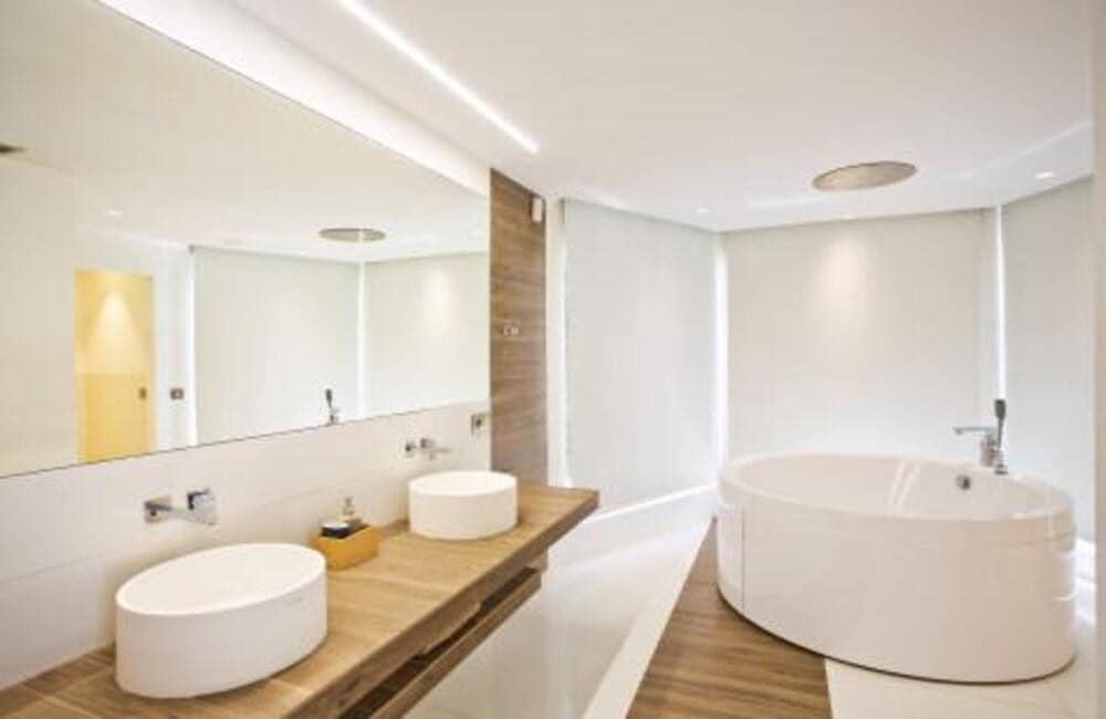 5 quarto Moradia para arrendar em Marbella com piscina garagem - 17 500 € (Ref: 9902710)