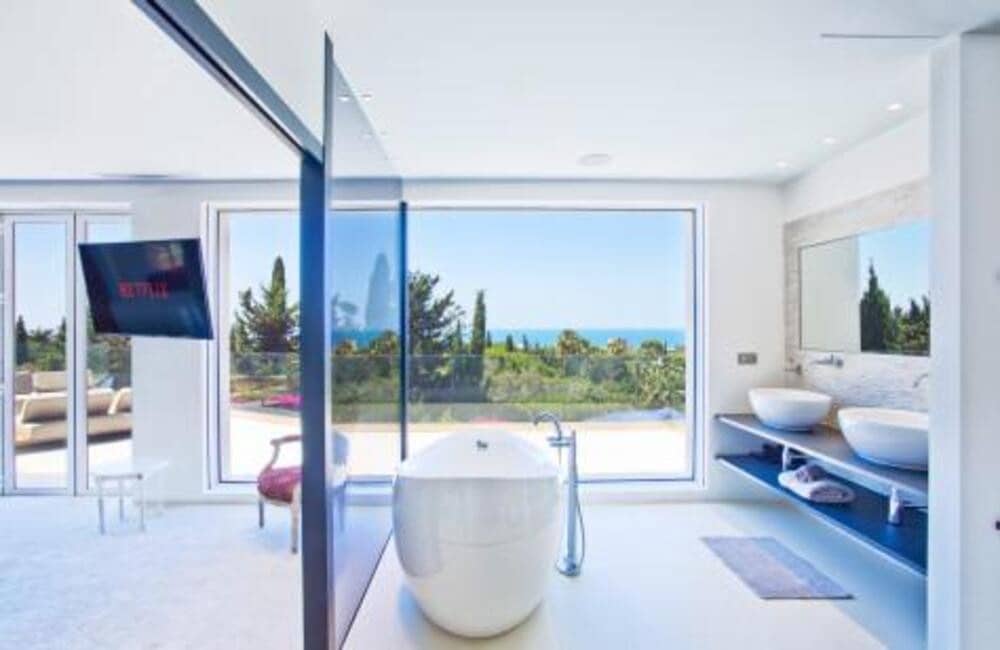 5 quarto Moradia para arrendar em Marbella com piscina garagem - 17 500 € (Ref: 9902710)