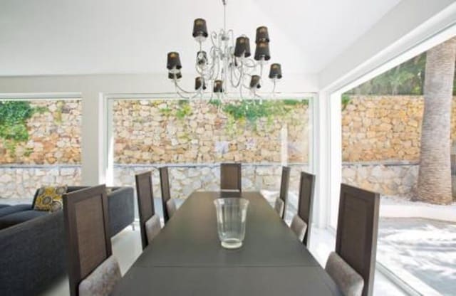 5 quarto Moradia para arrendar em Hacienda Las Chapas, Marbella com piscina garagem - 17 500 € (Ref: 9902710)