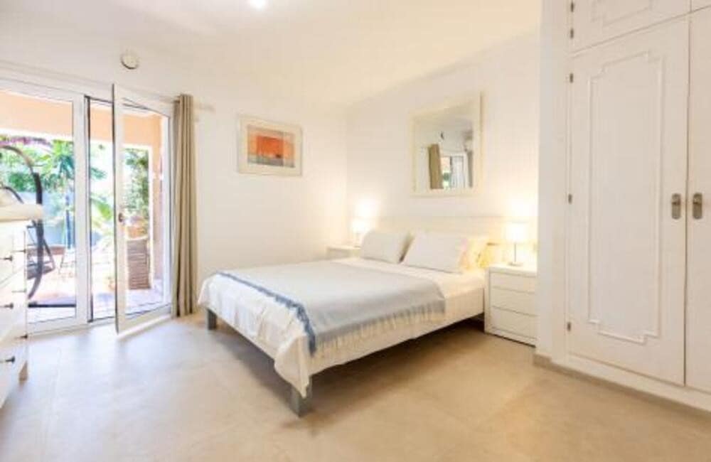 6 slaapkamer Villa te koop in Sitio de Calahonda met zwembad garage - € 1.490.000 (Ref: 9902711)