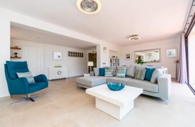 6 slaapkamer Villa te koop in Sitio de Calahonda, Mijas met zwembad garage - € 1.490.000 (Ref: 9902711)