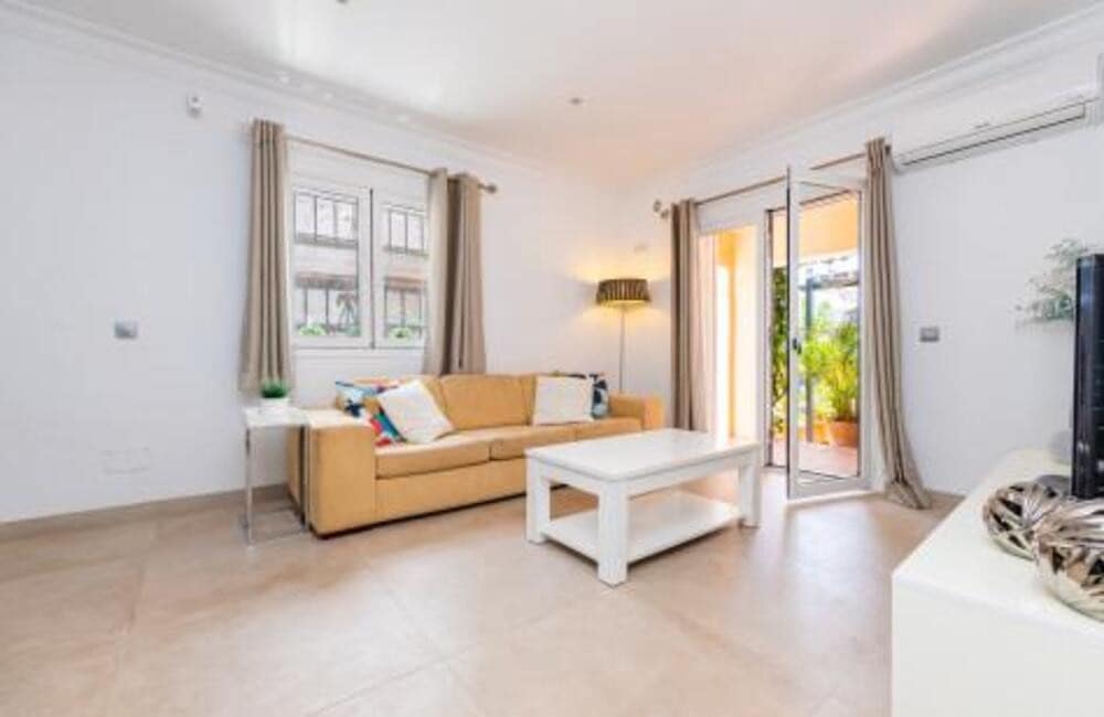 6 slaapkamer Villa te koop in Sitio de Calahonda met zwembad garage - € 1.490.000 (Ref: 9902711)