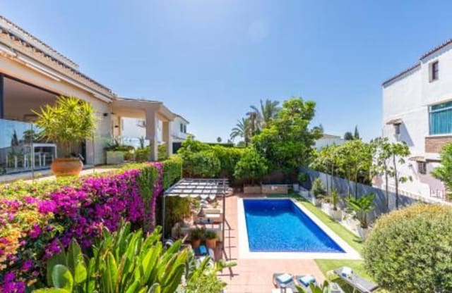 6 slaapkamer Villa te koop in Sitio de Calahonda, Mijas met zwembad garage - € 1.490.000 (Ref: 9902711)