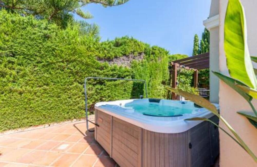 6 slaapkamer Villa te koop in Sitio de Calahonda met zwembad garage - € 1.490.000 (Ref: 9902711)