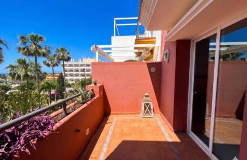 4 quarto Apartamento para arrendar em Marbella com garagem - 3 500 € (Ref: 9909934)