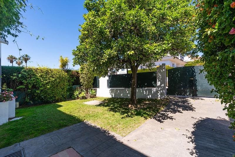 3 camera da letto Casa da affittare in Bel-Air con piscina garage - 3.000 € (Rif: 9909935)