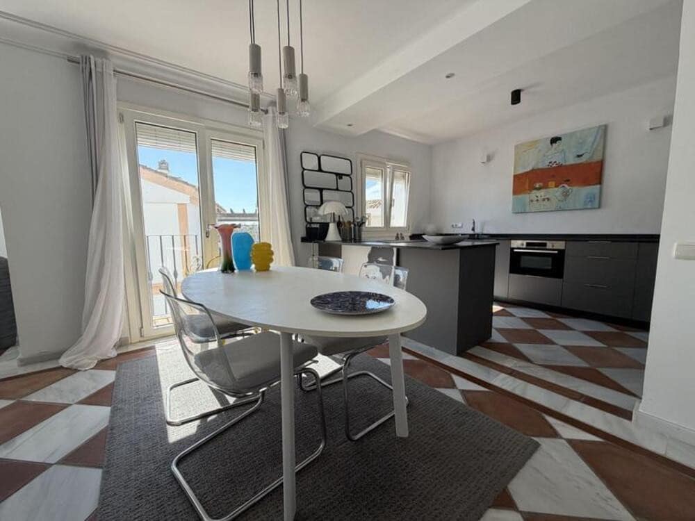 3 chambre Maison de Ville à vendre à La Heredia avec piscine garage - 750 000 € (Ref: 9909936)