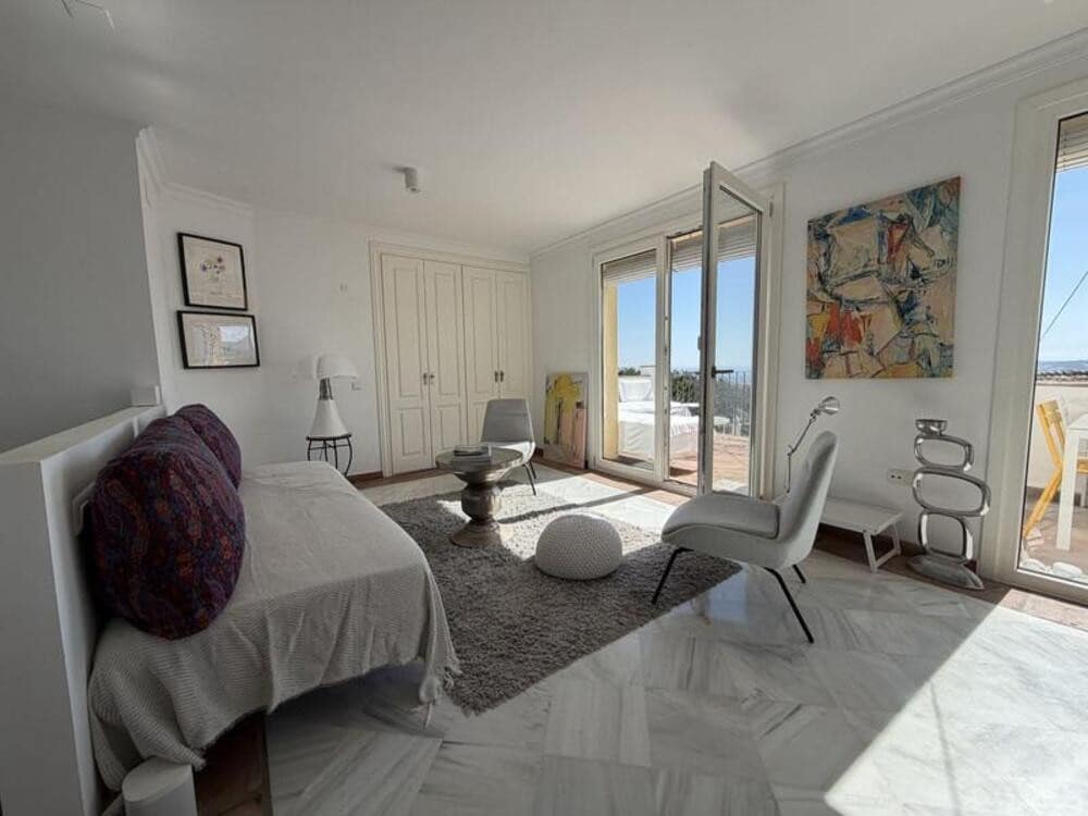 3 chambre Maison de Ville à vendre à La Heredia avec piscine garage - 750 000 € (Ref: 9909936)