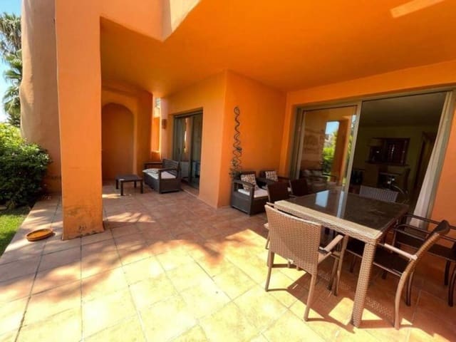 2 soverom Leilighet til leie i La Concha - Resina Golf, Estepona med svømmebasseng garasje - € 2 200 (Ref: 9909941)