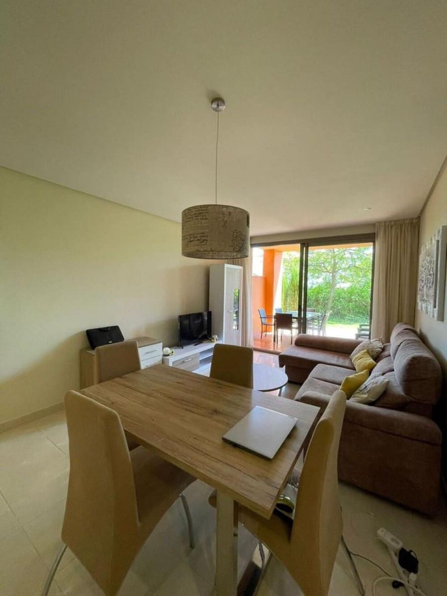 2 soverom Leilighet til leie i New Golden Mile med svømmebasseng garasje - € 2 200 (Ref: 9909941)