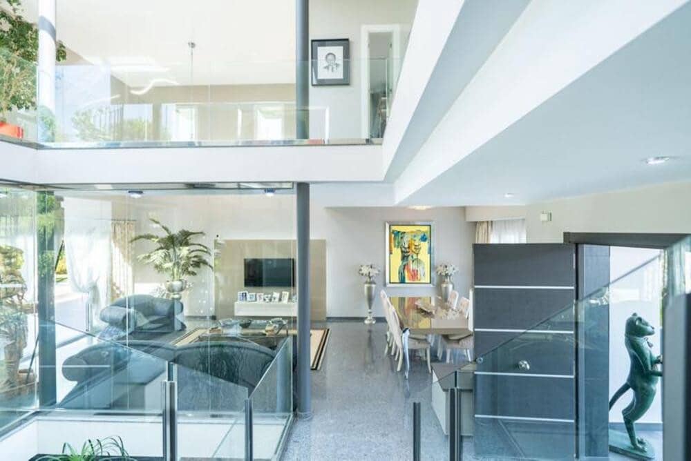 5 sovrum Villa till salu i Mijas Costa med pool garage - 1 650 000 € (Ref: 9909944)