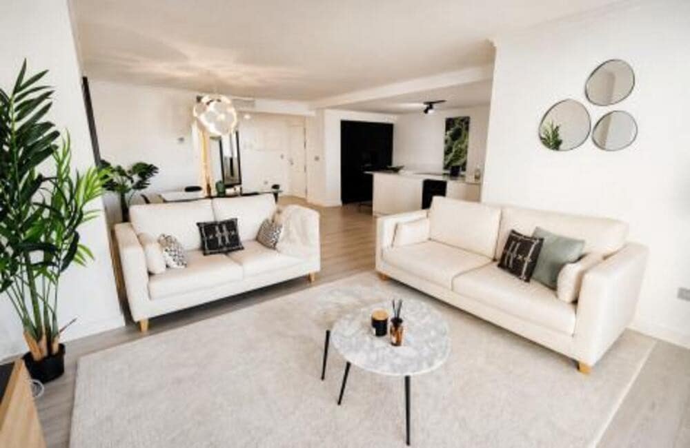 3 bedroom Apartment for rent in Marbella with pool garage - € 2,700 (Ref: 9912418)
