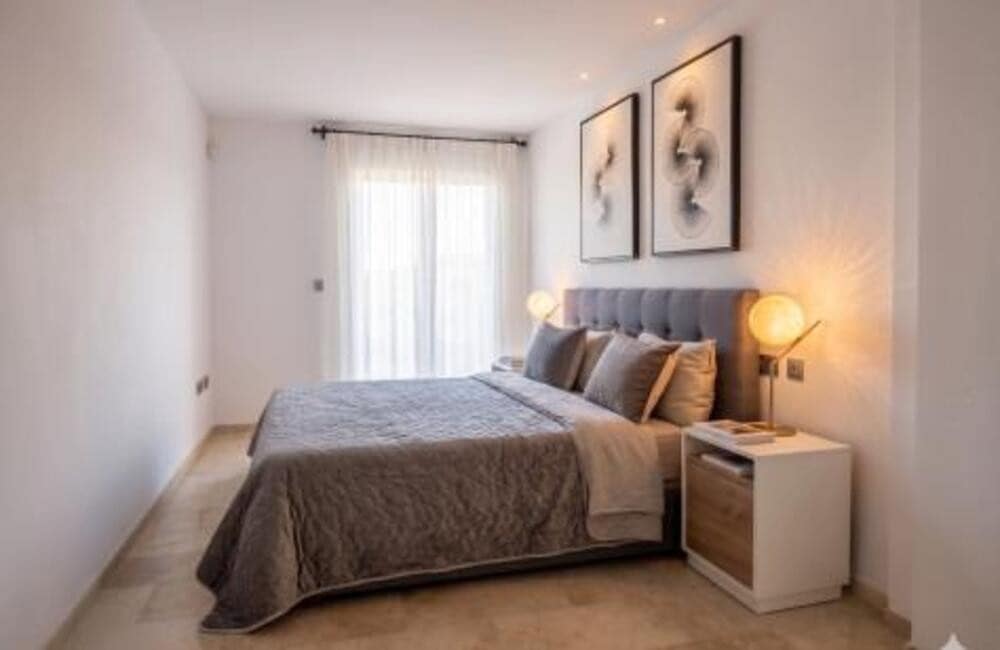 3 bedroom Apartment for rent in Marbella with pool garage - € 2,700 (Ref: 9912418)