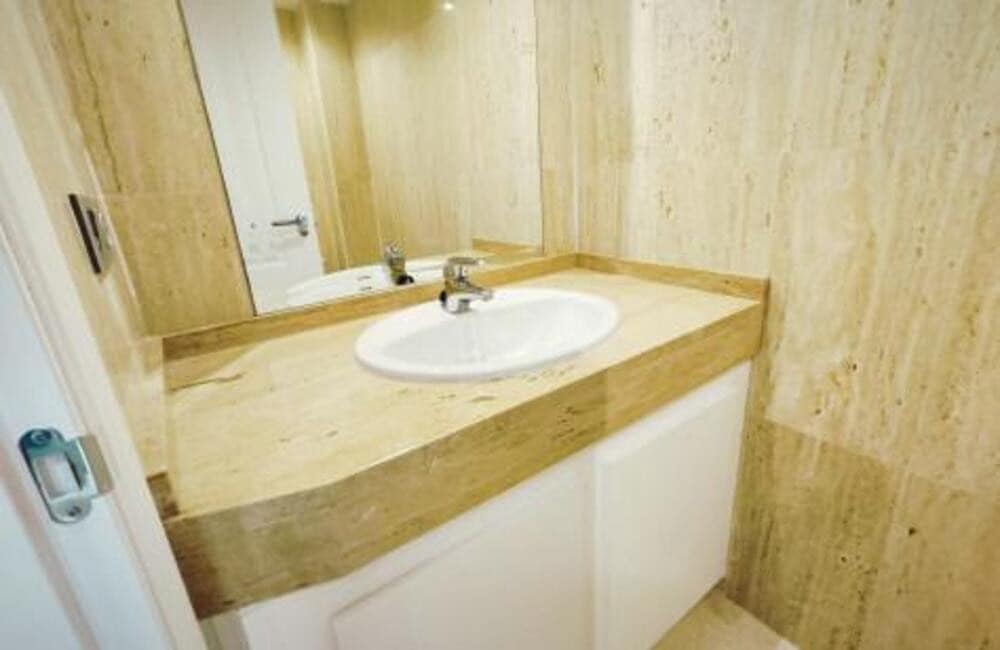 3 bedroom Apartment for rent in Marbella with pool garage - € 2,700 (Ref: 9912418)