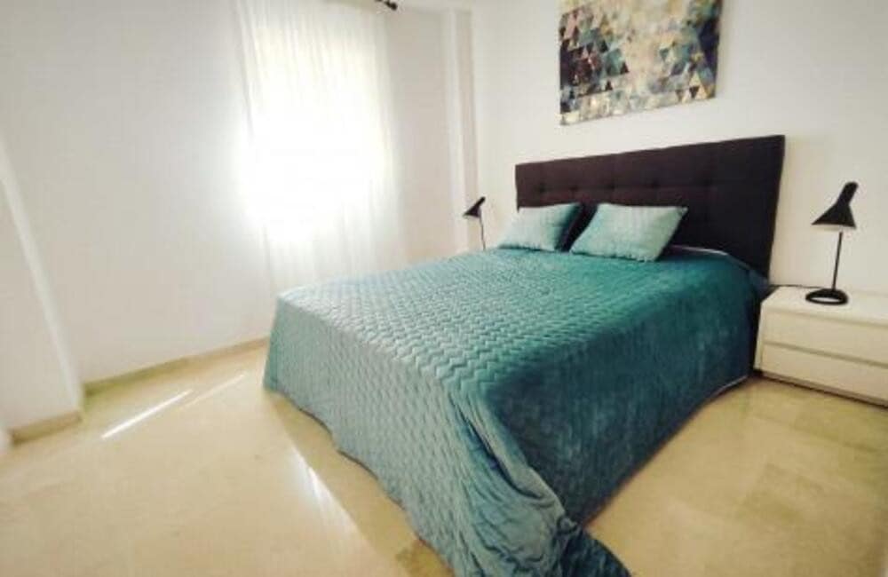 3 bedroom Apartment for rent in Marbella with pool garage - € 2,700 (Ref: 9912418)