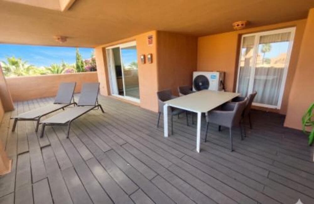 3 bedroom Apartment for rent in Marbella with pool garage - € 2,700 (Ref: 9912418)