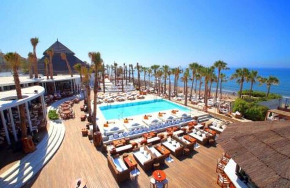 3 bedroom Apartment for rent in Marbella with pool garage - € 2,700 (Ref: 9912418)