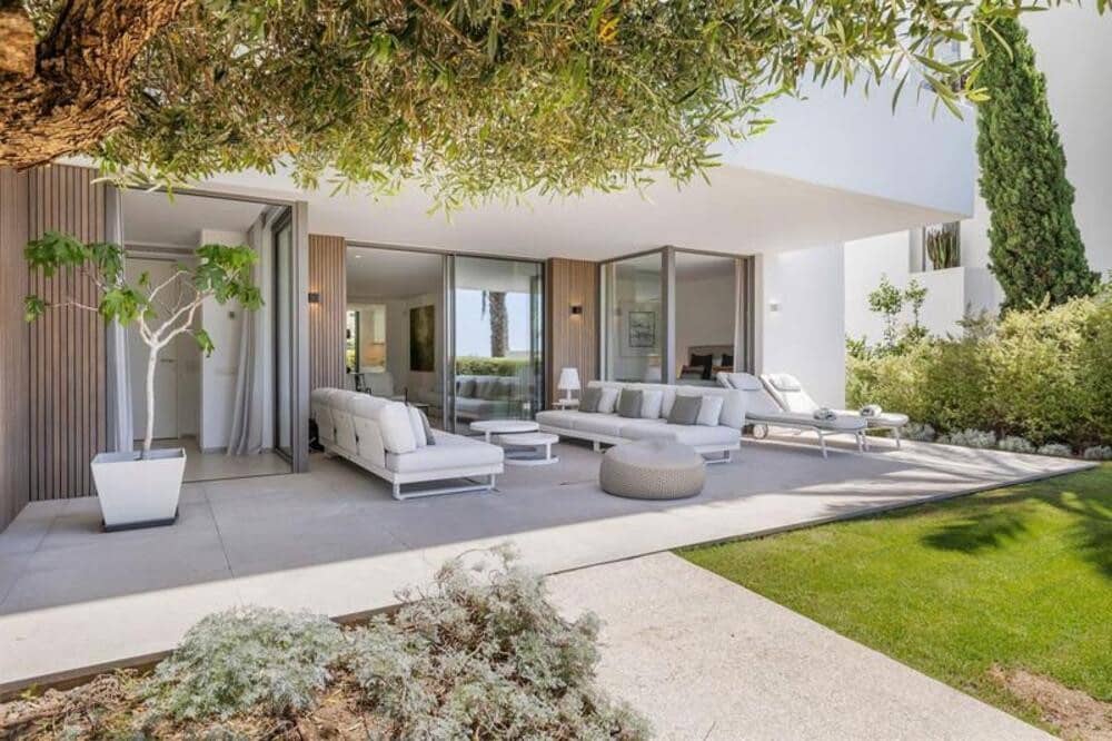 3 soverom Leilighet til leie i Los Arqueros med svømmebasseng garasje - € 6 000 (Ref: 9912420)