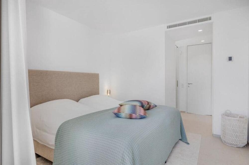 3 soverom Leilighet til leie i Los Arqueros med svømmebasseng garasje - € 6 000 (Ref: 9912420)