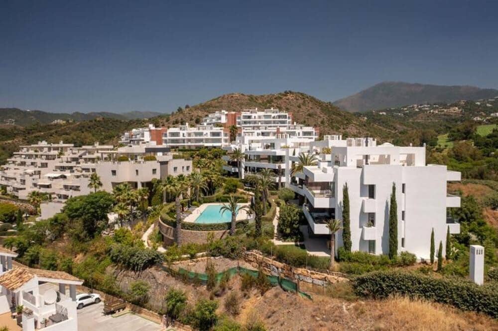 3 soverom Leilighet til leie i Los Arqueros med svømmebasseng garasje - € 6 000 (Ref: 9912420)