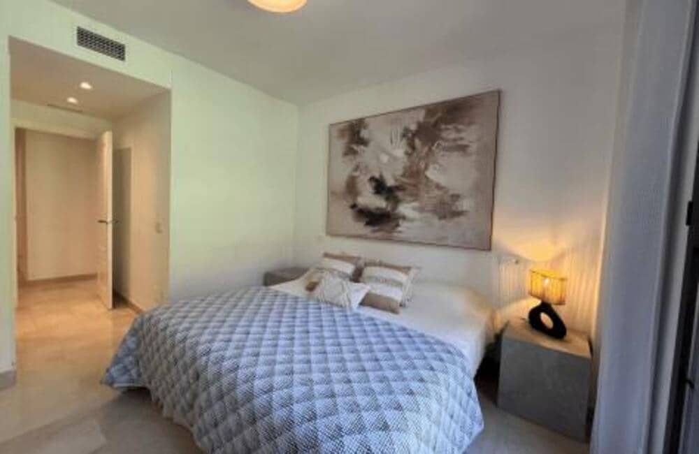 Appartement de 3 chambres à louer à Benahavis avec piscine garage - 3 300 € (Ref: 9912421)