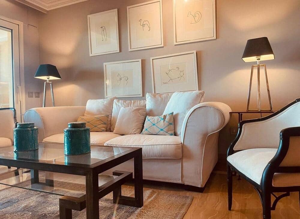 2 soverom Leilighet til leie i Marbella med svømmebasseng garasje - € 2 400 (Ref: 9915150)