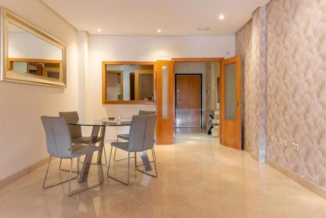 2 makuuhuone Huoneisto myytävänä paikassa Puerto Banus, Marbella mukana uima-altaan 
autotalli - 740 340 € (Ref: 9915153)
