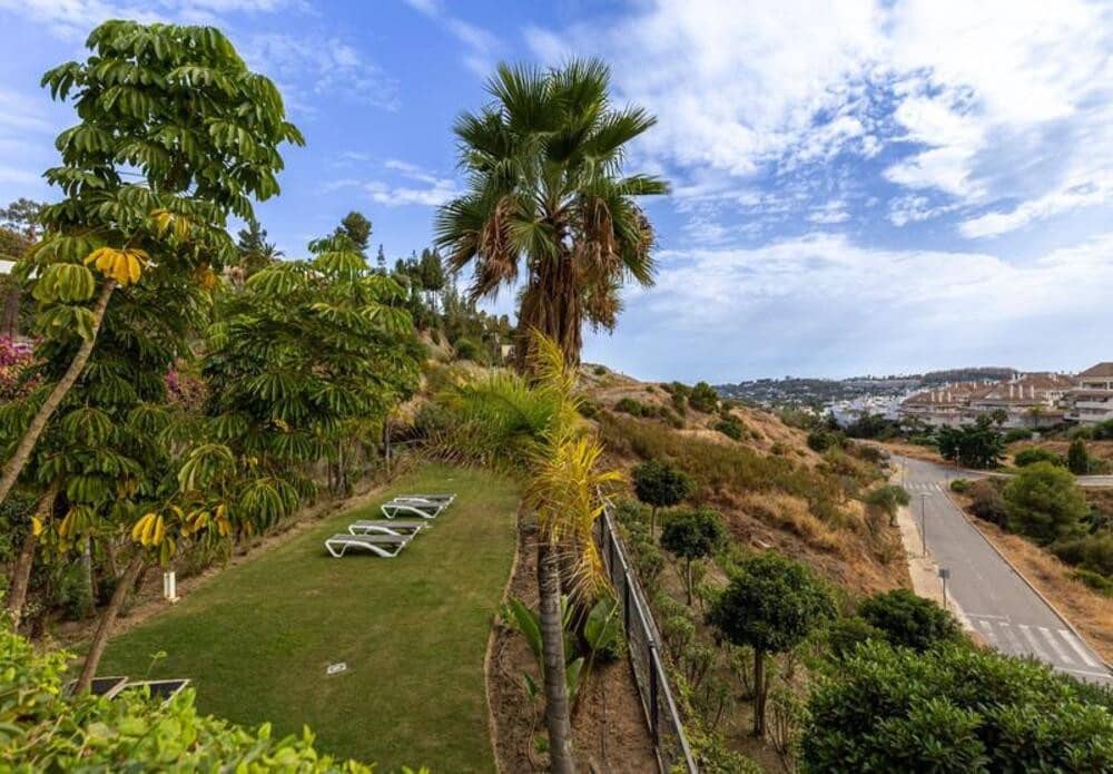 2 Zimmer Apartment zu verkaufen in Marbella mit Pool Garage - 845.000 € (Ref: 9915156)