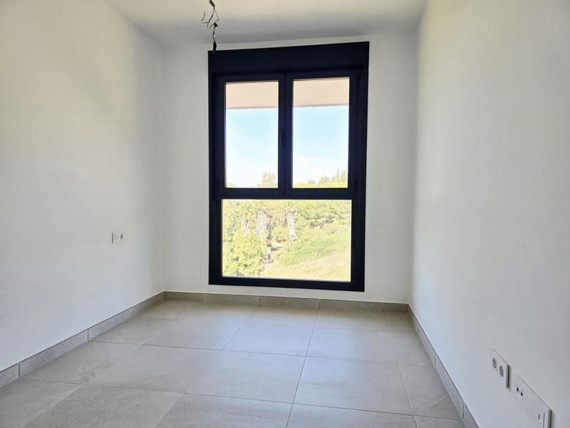 3 bedroom Apartment for rent in Mijas Costa with pool garage - € 2,000 (Ref: 9919240)