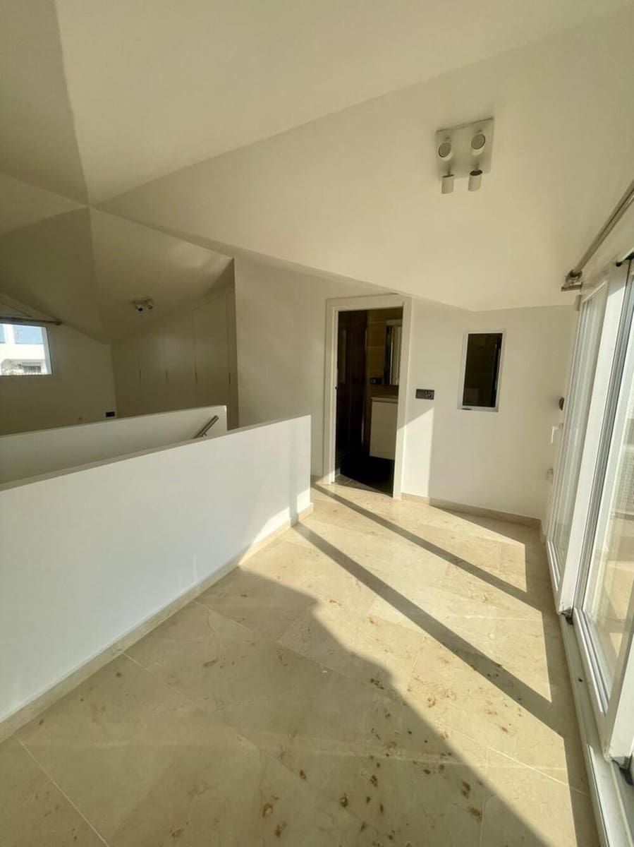 Casa de 5 habitaciones en Manilva en venta con piscina garaje - 499.000 € (Ref: 9919241)