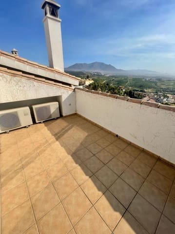 5 slaapkamer Huis te huur in Manilva Pueblo, Manilva met zwembad garage - € 2.500 (Ref: 9919242)