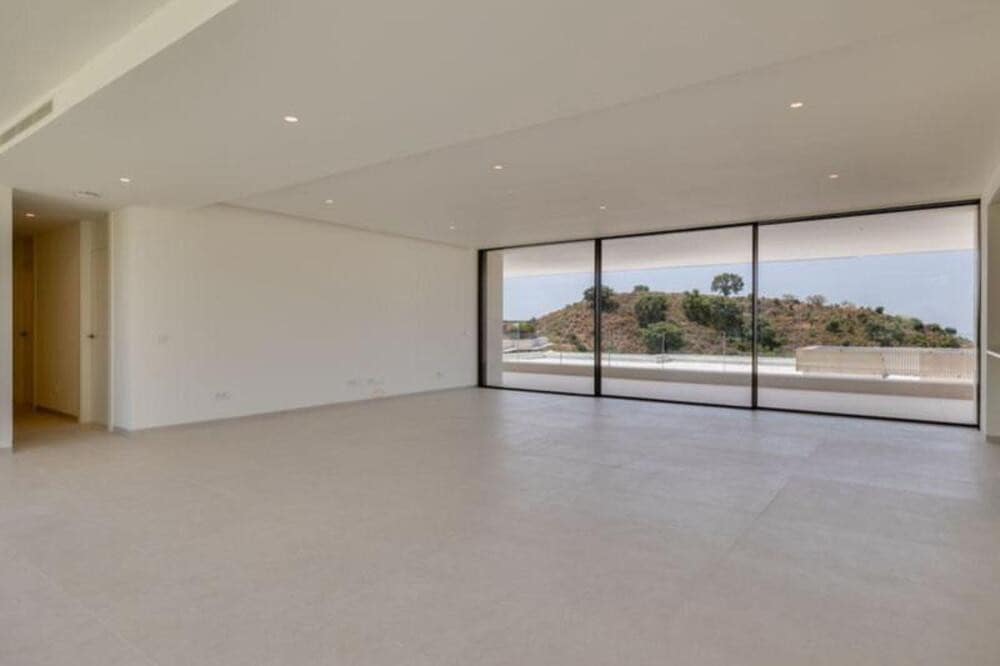 3 slaapkamer Appartement te huur in Benahavis met zwembad garage - € 5.000 (Ref: 9919244)