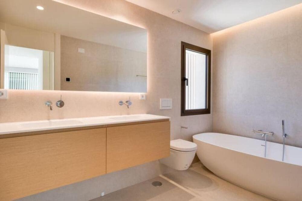 3 slaapkamer Appartement te huur in Benahavis met zwembad garage - € 5.000 (Ref: 9919244)