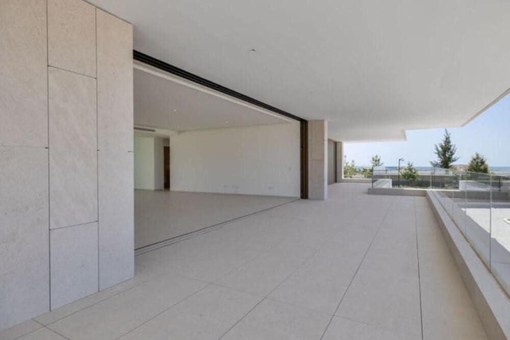 3 slaapkamer Appartement te huur in Benahavis met zwembad garage - € 5.000 (Ref: 9919244)