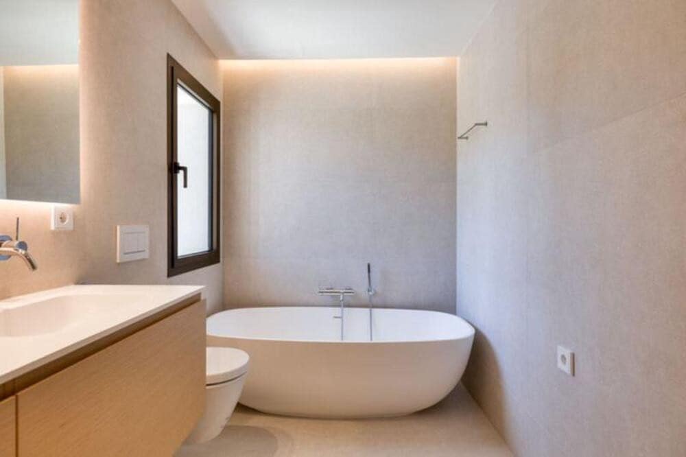 3 slaapkamer Appartement te huur in Benahavis met zwembad garage - € 5.000 (Ref: 9919244)